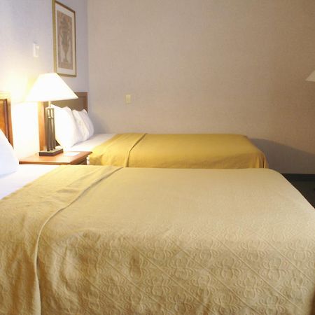 אדיסון Raritan Hotel מראה חיצוני תמונה