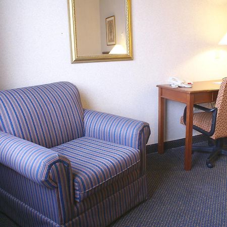 אדיסון Raritan Hotel מראה חיצוני תמונה