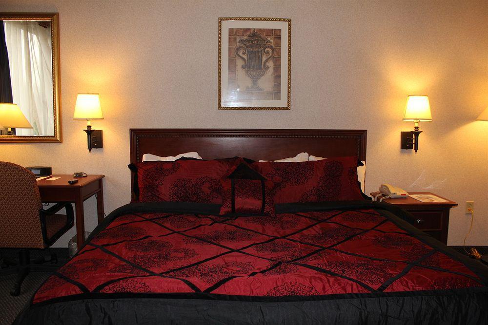 אדיסון Raritan Hotel מראה חיצוני תמונה