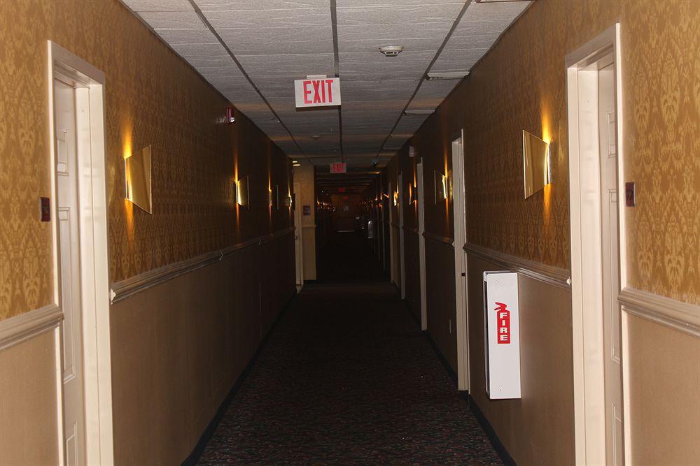 אדיסון Raritan Hotel מראה חיצוני תמונה