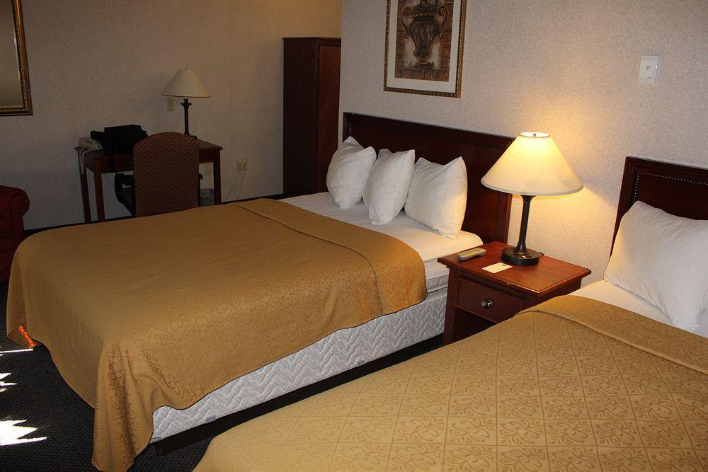 אדיסון Raritan Hotel מראה חיצוני תמונה