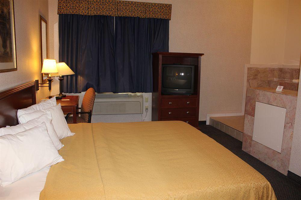 אדיסון Raritan Hotel מראה חיצוני תמונה