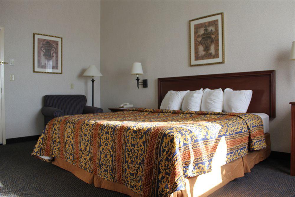 אדיסון Raritan Hotel מראה חיצוני תמונה