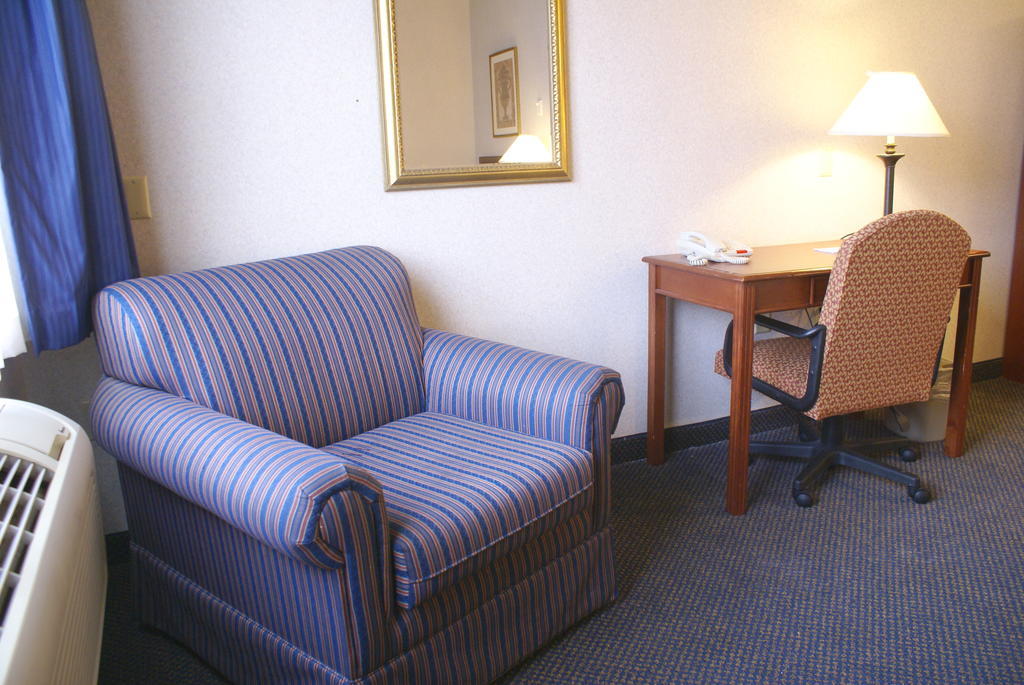 אדיסון Raritan Hotel מראה חיצוני תמונה