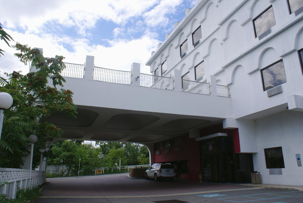 אדיסון Raritan Hotel מראה חיצוני תמונה
